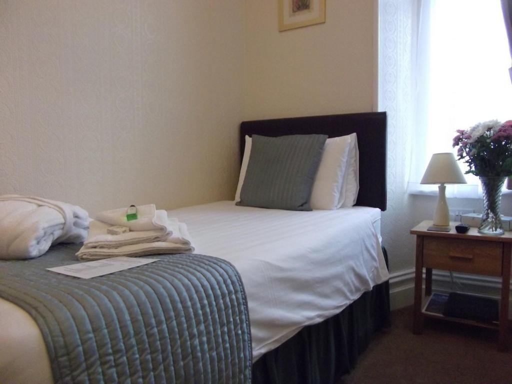 Holmlea Guest House Exclusively For Adults Windermere Exteriér fotografie